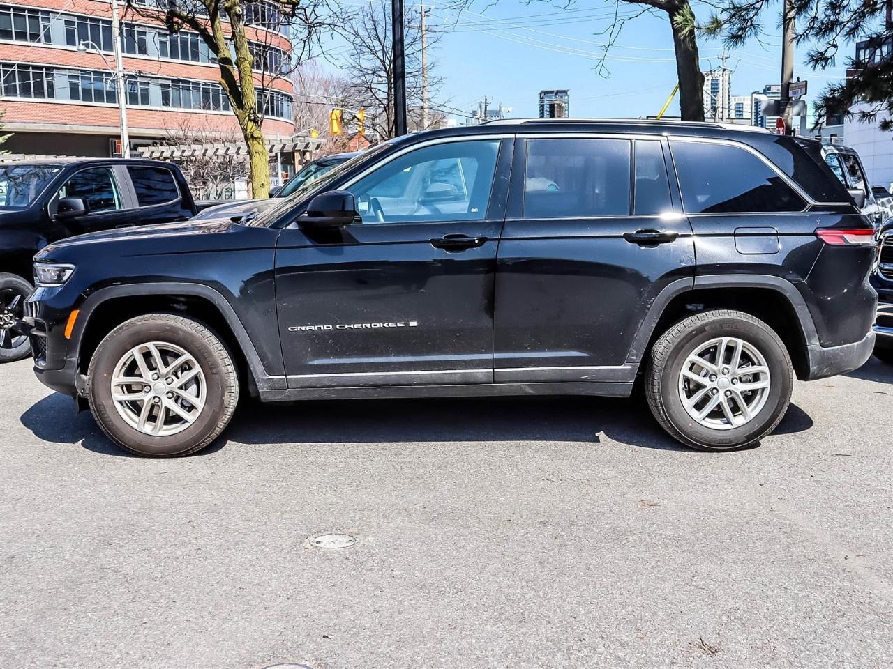 2026 Jeep Grand Cherokee Laredo X 4x4 Photo