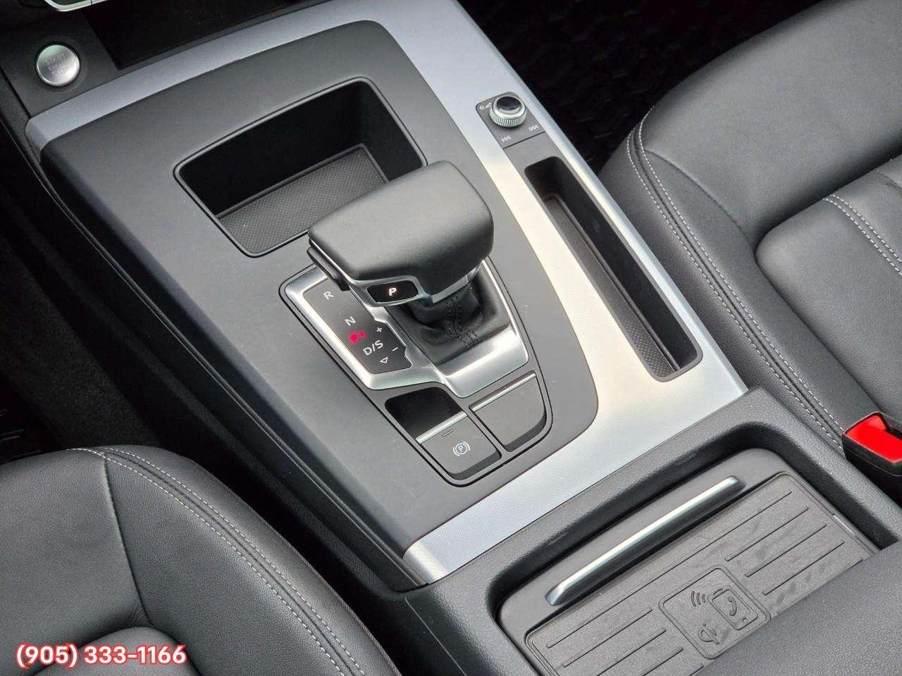 2023 Audi Q5 45 Progressiv Apple CarPlay & Android Auto • Power Sunroof • Leather Seating • Built-In Navigation System • Heated Front Photo