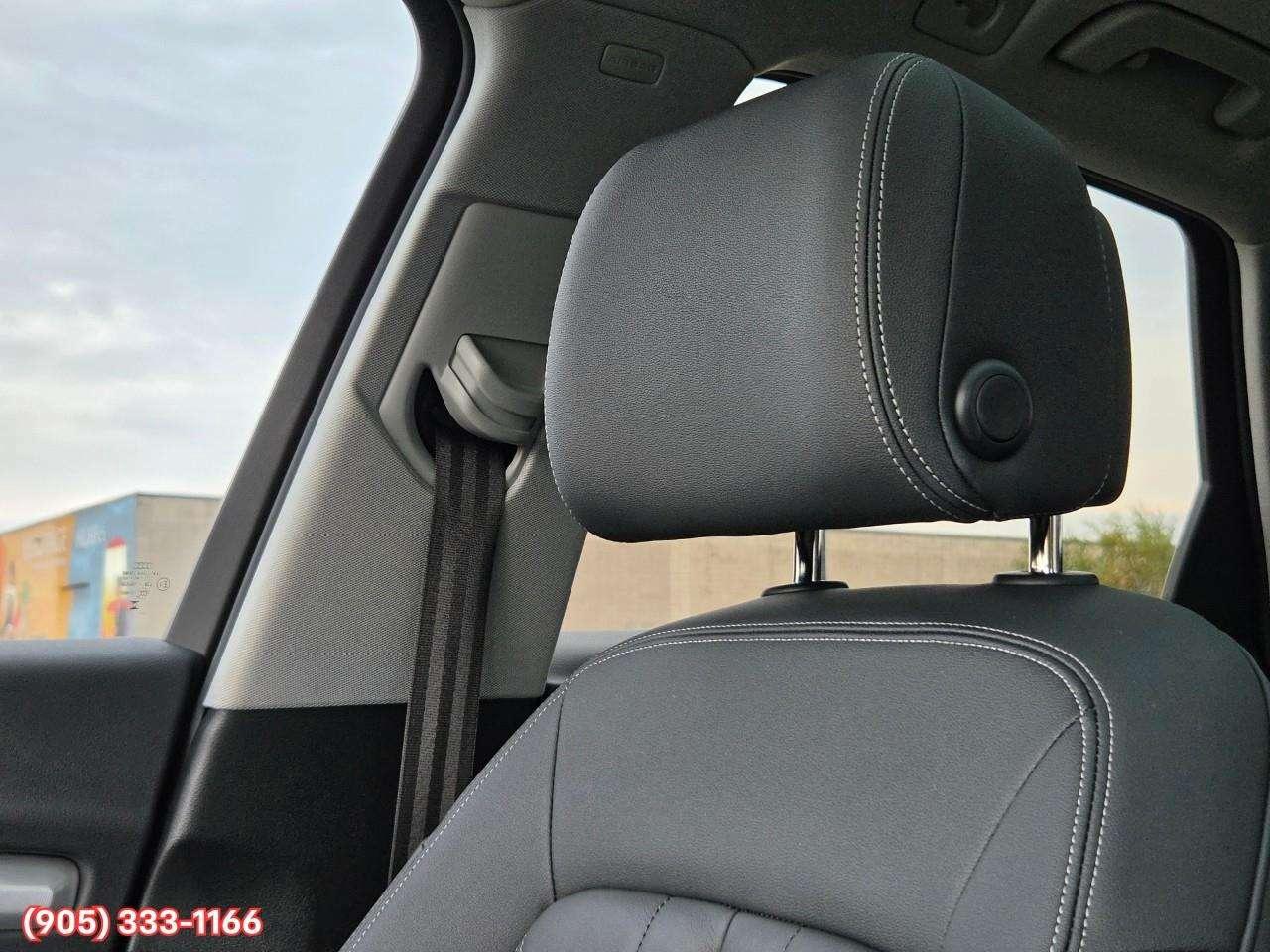 2023 Audi Q5 45 Progressiv Apple CarPlay & Android Auto • Power Sunroof • Leather Seating • Built-In Navigation System • Heated Front Photo