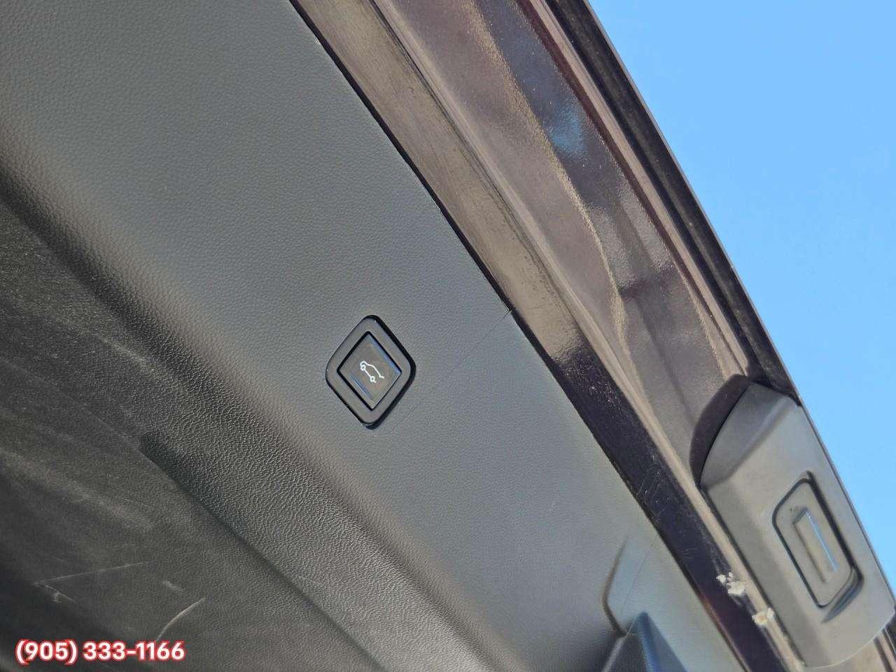 2022 Chevrolet Traverse LT Cloth Apple CarPlay & Android Auto • 3rd-Row Seating • Built-In Wi-Fi Hotspot • Remote Start System • Lane Assist • Po Photo