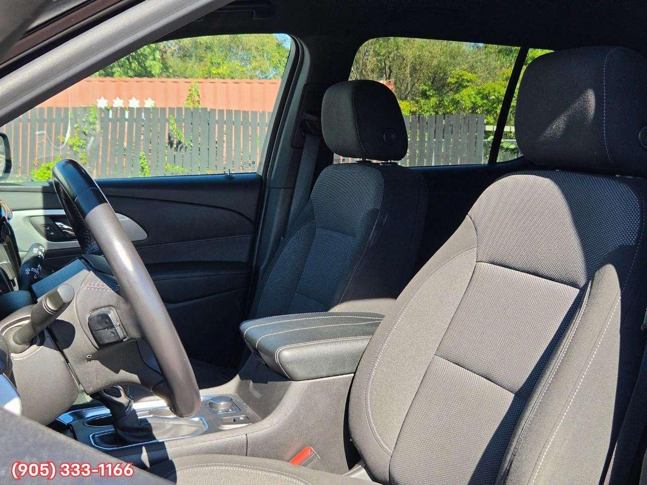2022 Chevrolet Traverse LT Cloth Apple CarPlay & Android Auto • 3rd-Row Seating • Built-In Wi-Fi Hotspot • Remote Start System • Lane Assist • Po Photo