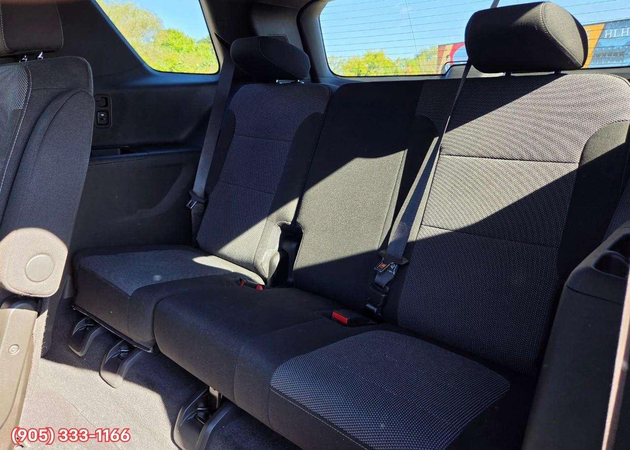 2022 Chevrolet Traverse LT Cloth Apple CarPlay & Android Auto • 3rd-Row Seating • Built-In Wi-Fi Hotspot • Remote Start System • Lane Assist • Po Photo