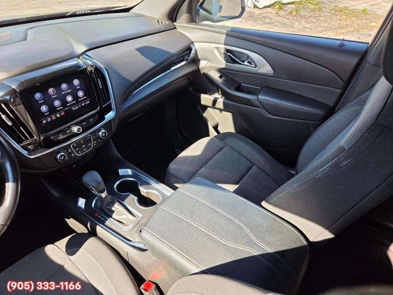 2022 Chevrolet Traverse LT Cloth Apple CarPlay & Android Auto • 3rd-Row Seating • Built-In Wi-Fi Hotspot • Remote Start System • Lane Assist • Po Photo