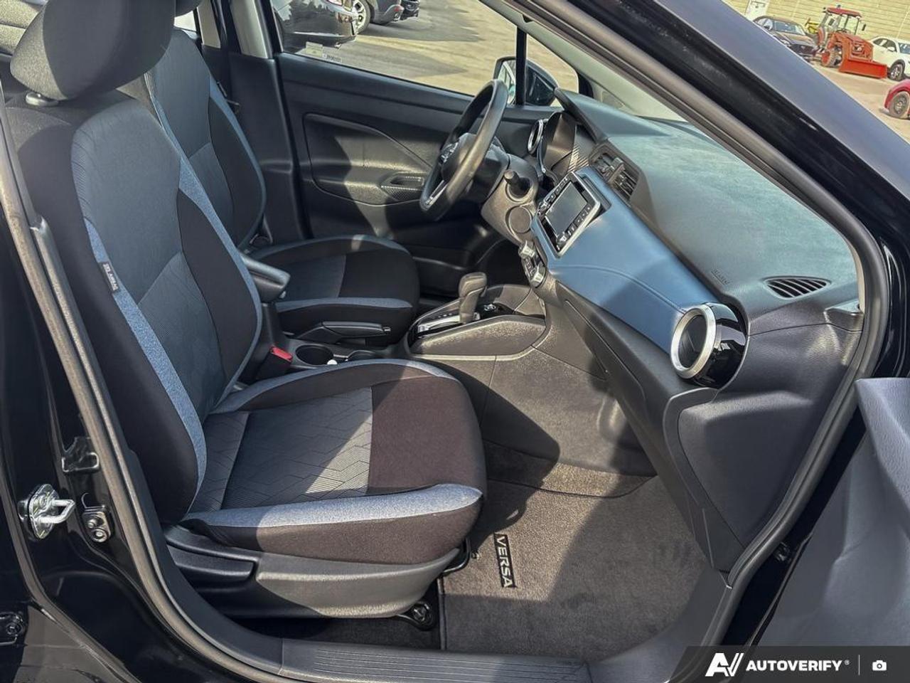 2025 Nissan Versa SV 4dr Sedan Photo