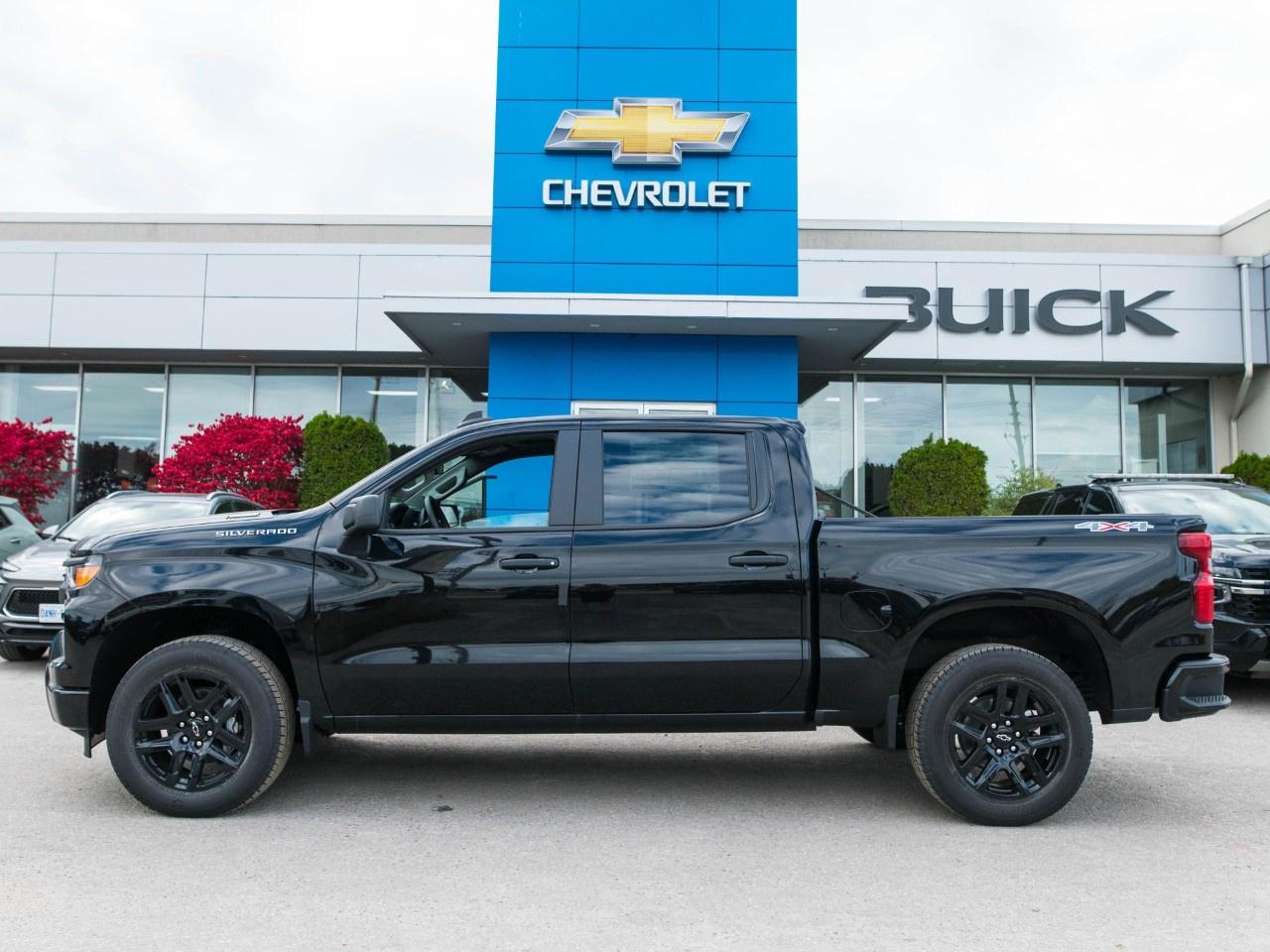 2026 Chevrolet Silverado 1500 Crew Cab Short Box 4-Wheel Drive Custom Photo1