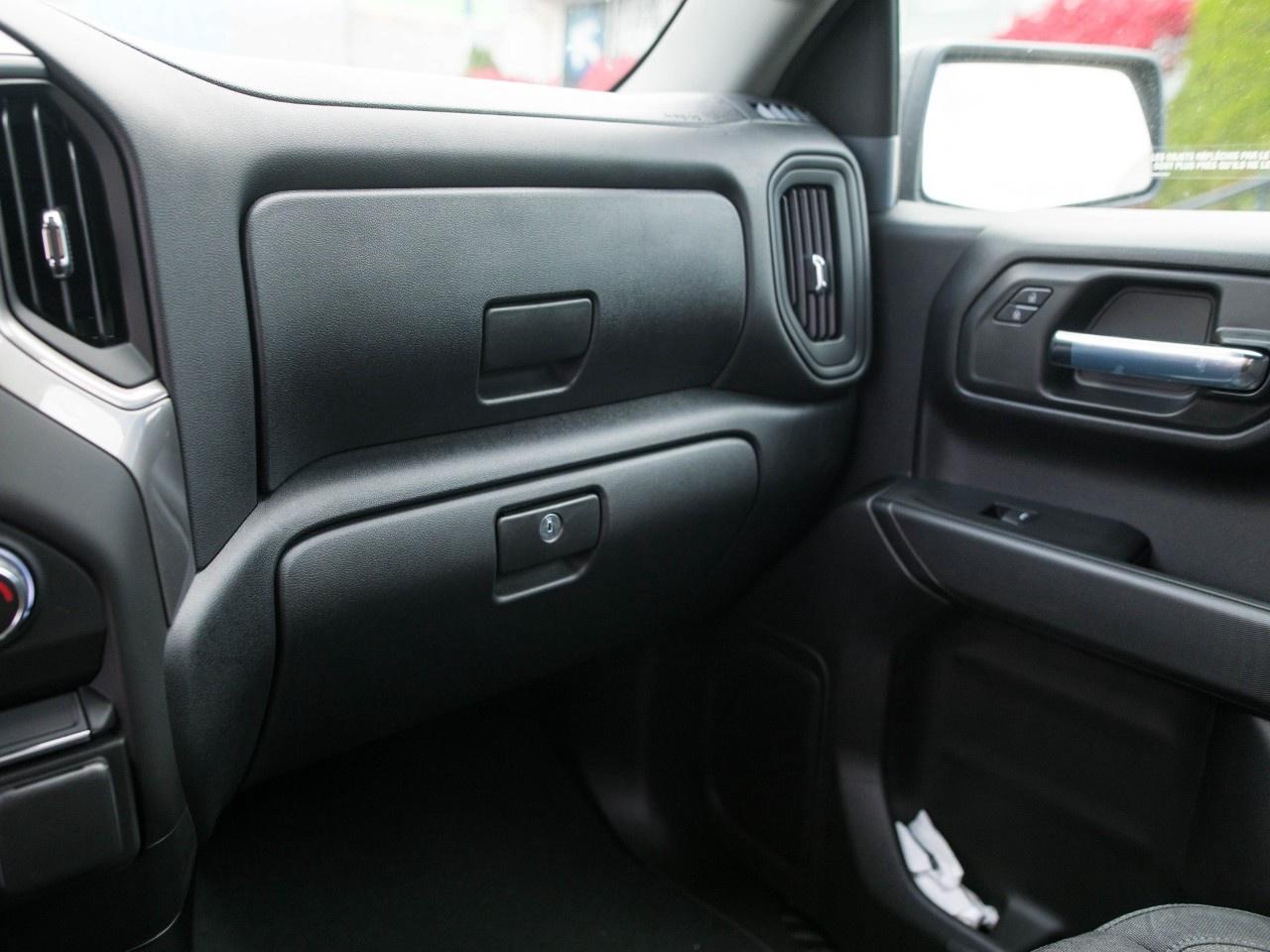 2026 Chevrolet Silverado 1500 Crew Cab Short Box 4-Wheel Drive Custom Photo