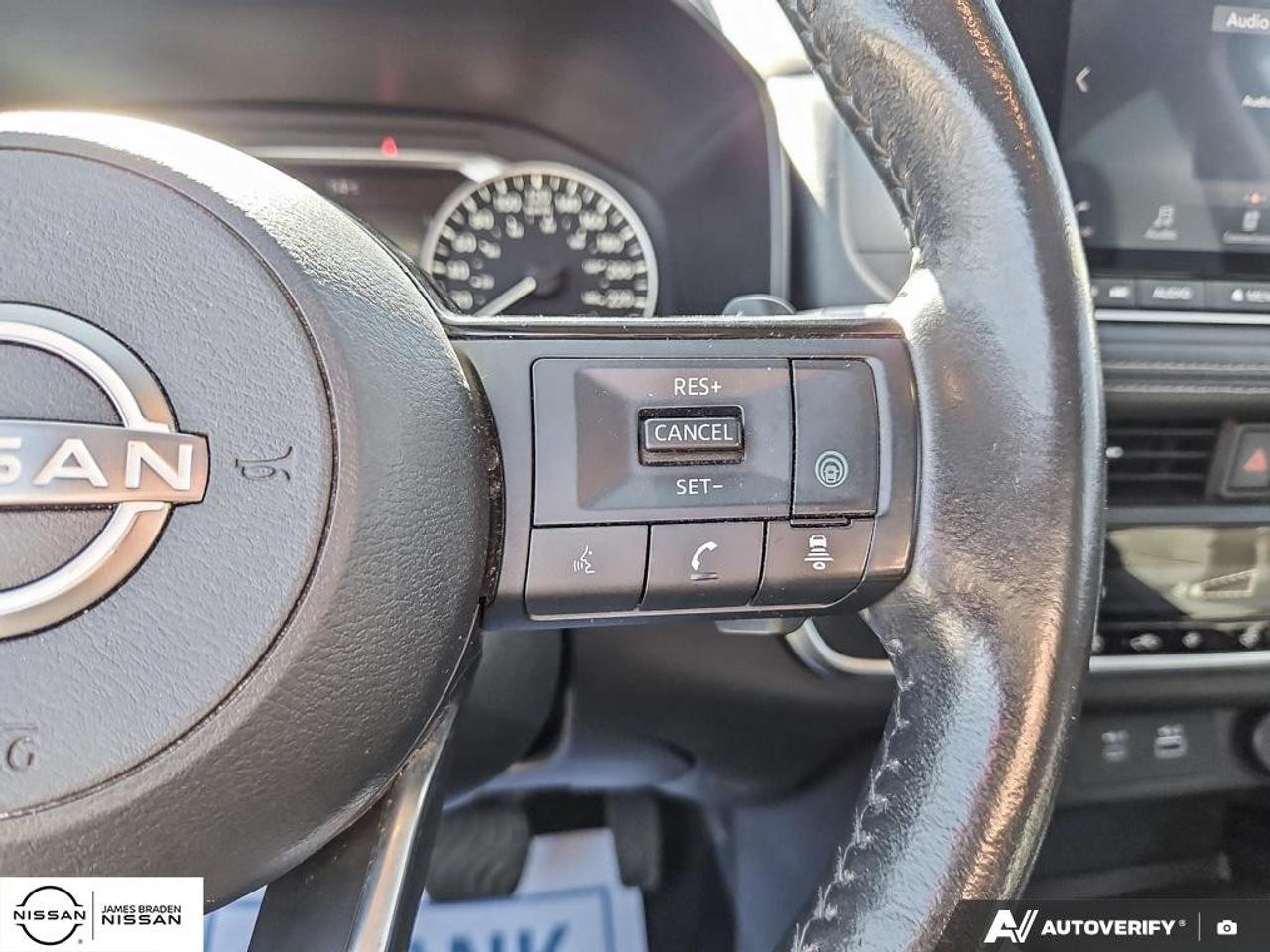 2023 Nissan Rogue AWD SV Photo