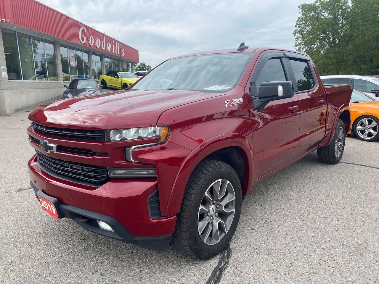 2019 Chevrolet Silverado 1500 RST Z71, CLEAN CARFAX, REMOTE START, LEATHER! Photo3