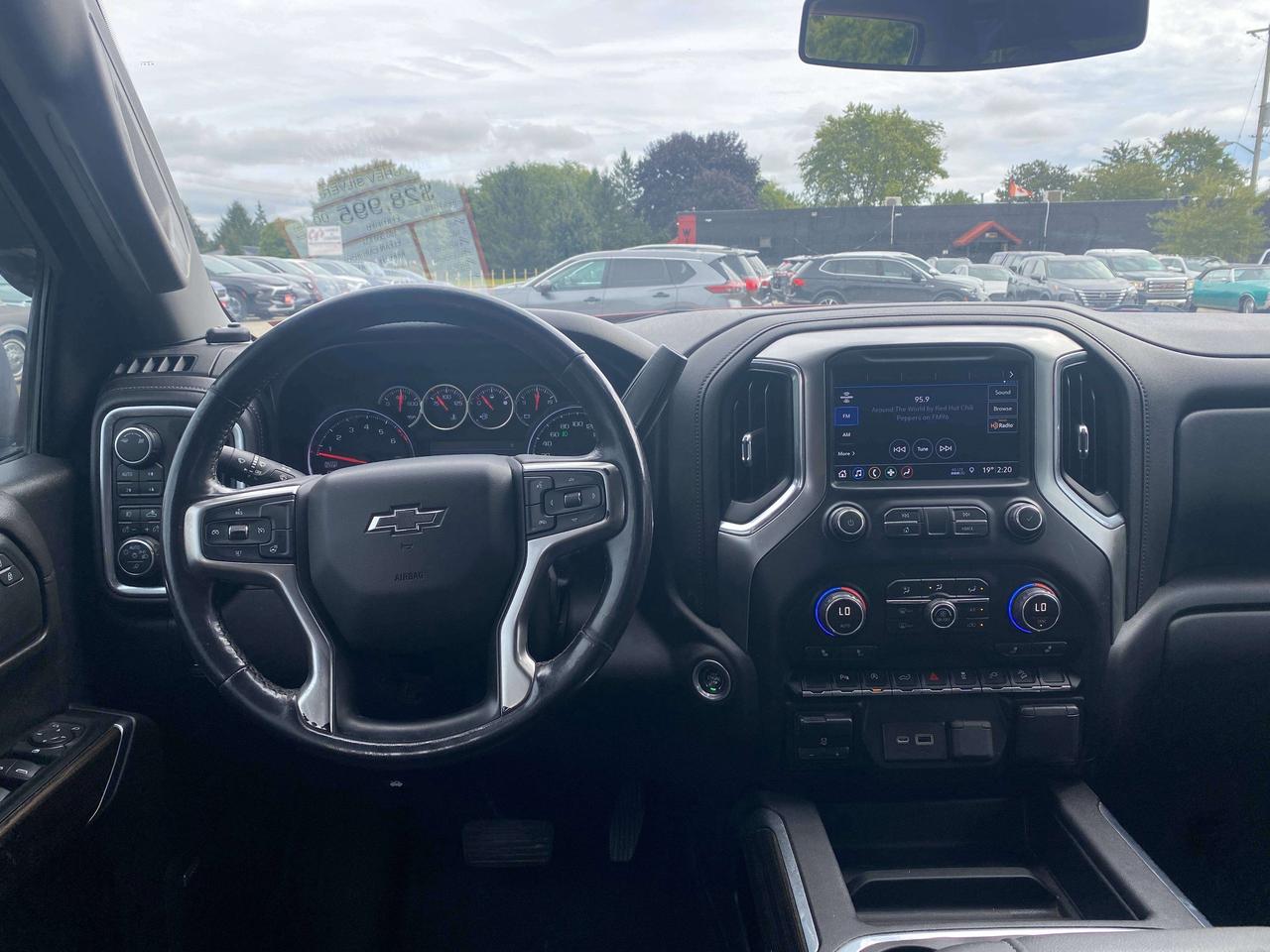 2019 Chevrolet Silverado 1500 RST Z71, CLEAN CARFAX, REMOTE START, LEATHER! Photo