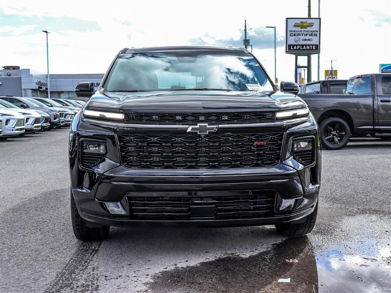 2027 Chevrolet Traverse AWD 4dr RS Photo5