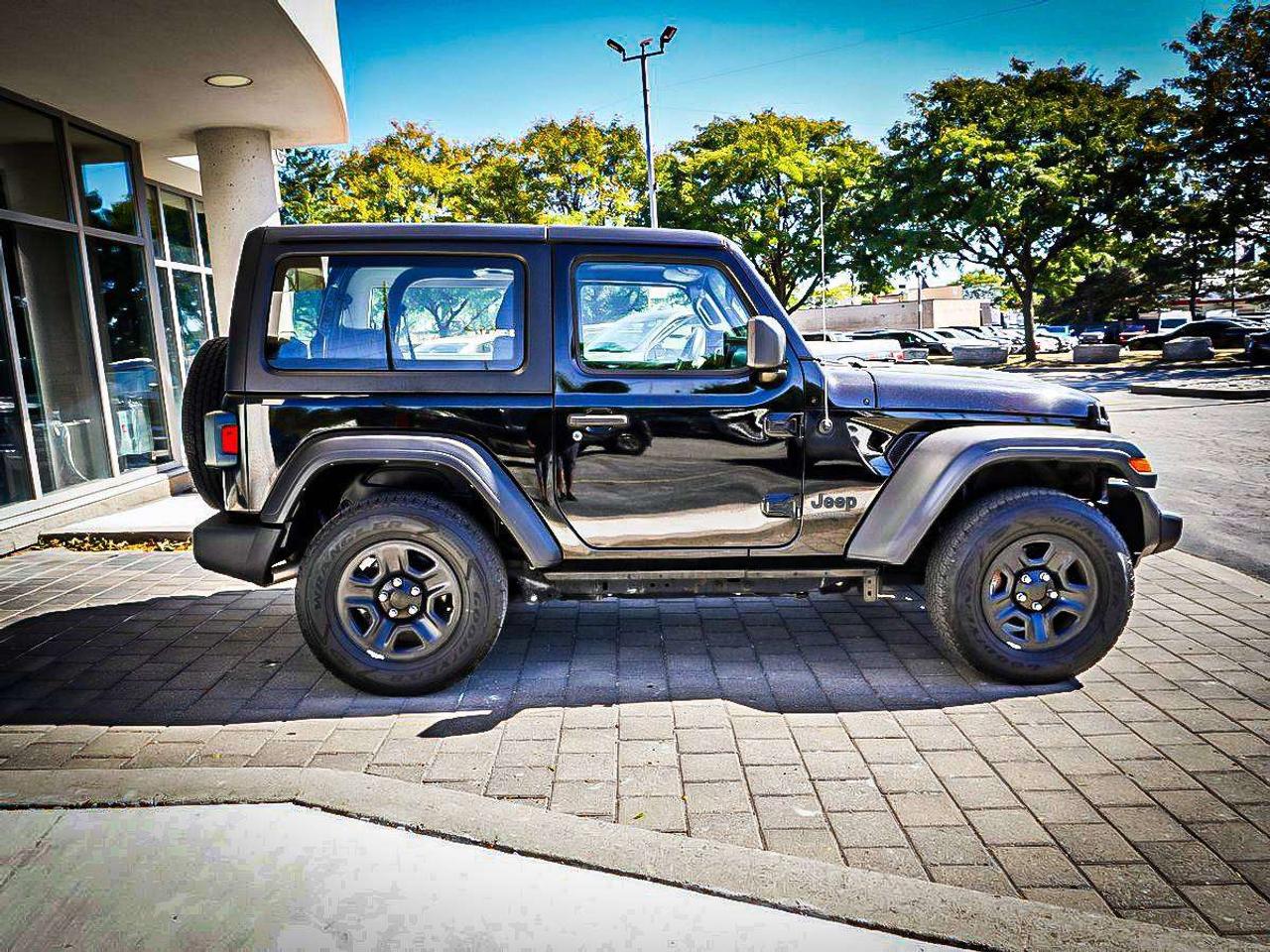 2022 Jeep Wrangler  Photo
