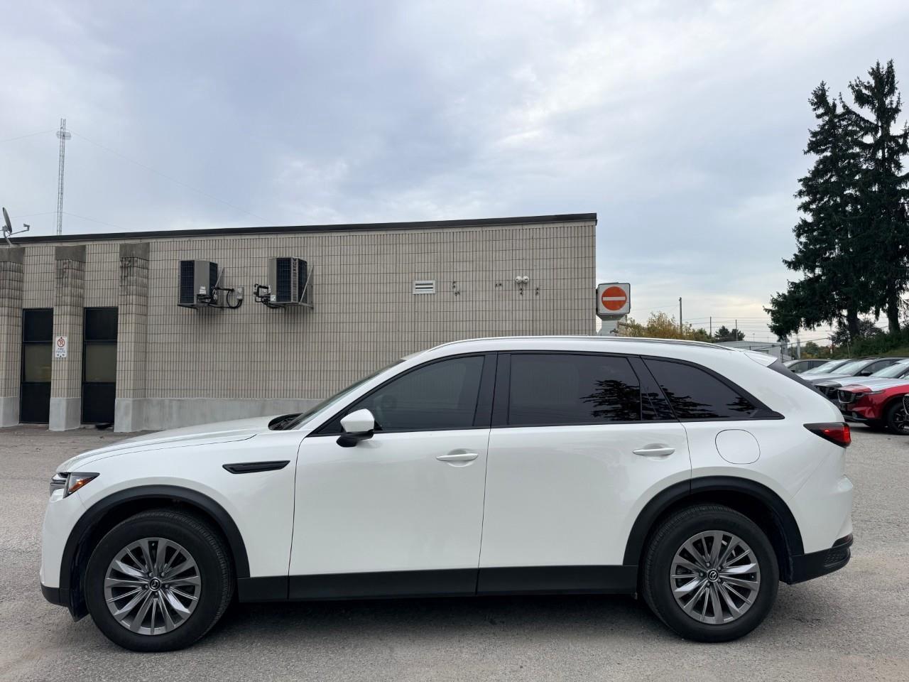 2024 Mazda CX-90 MHEV GS-L 4dr i-ACTIV All-Wheel Drive Sport Utility Photo2