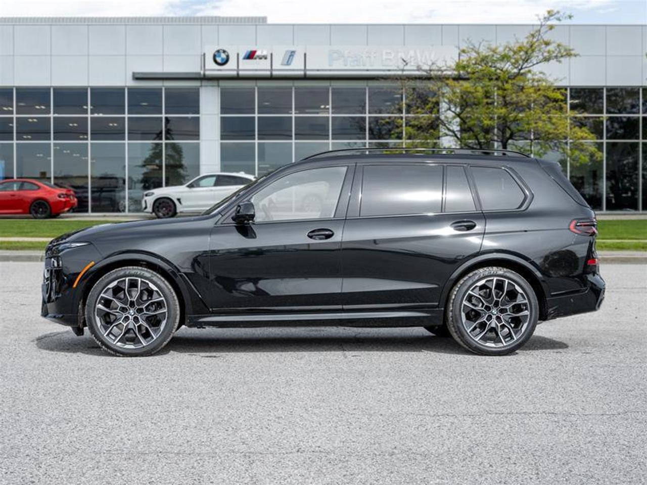 2027 BMW X7 xDrive40i 4dr All-Wheel Drive Sports Activity Vehicle Photo3