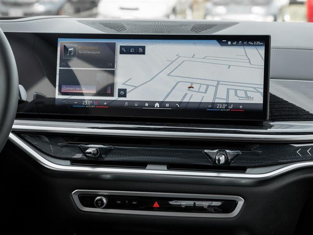 2027 BMW X7 xDrive40i 4dr All-Wheel Drive Sports Activity Vehicle Photo