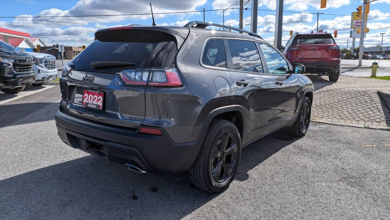 2022 Jeep Cherokee Altitude 4x4 Photo4