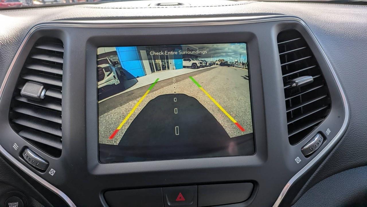 2022 Jeep Cherokee Altitude 4x4 Photo