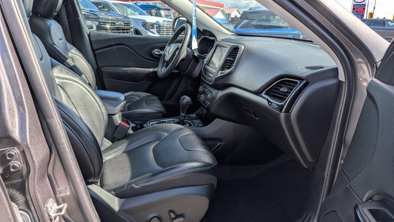 2022 Jeep Cherokee Altitude 4x4 Photo