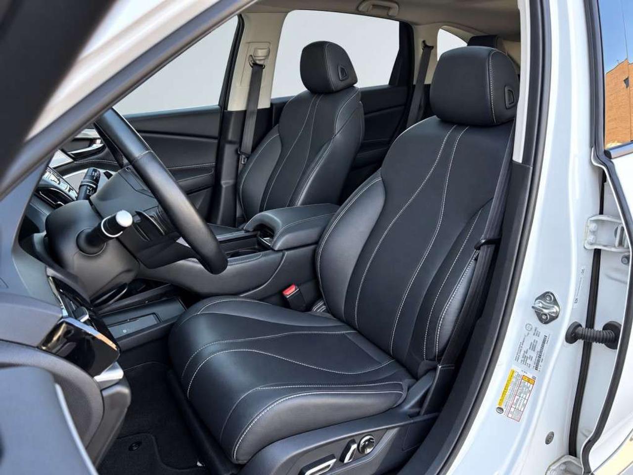 2024 Acura RDX SH-AWD w/Technology Package  Leather   Sunroof  No Accidents Photo