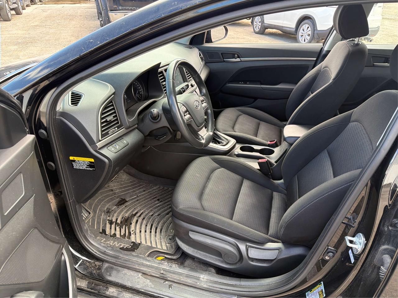2018 Hyundai Elantra GL/HEATED/BUPCAM/ALLOYS/WE FINANCE ALL CREDIT! Photo