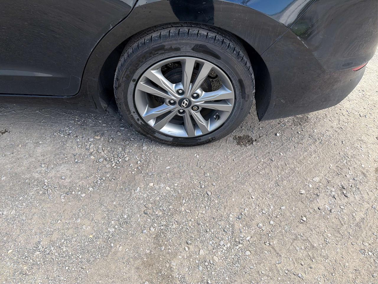 2018 Hyundai Elantra GL/HEATED/BUPCAM/ALLOYS/WE FINANCE ALL CREDIT! Photo