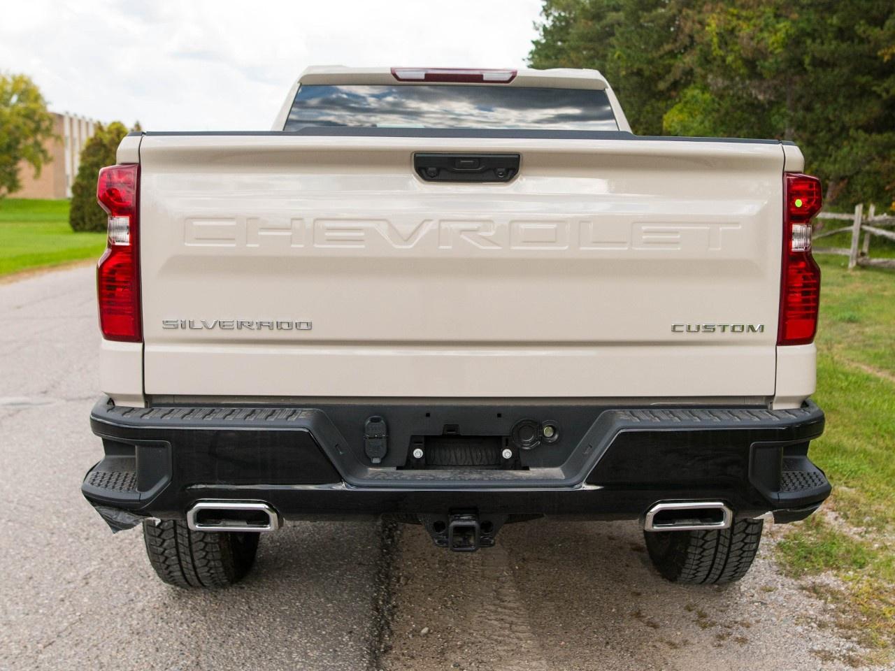 2026 Chevrolet Silverado 1500 Crew Cab Standard Box 4-Wheel Drive Custom Trail Boss Photo