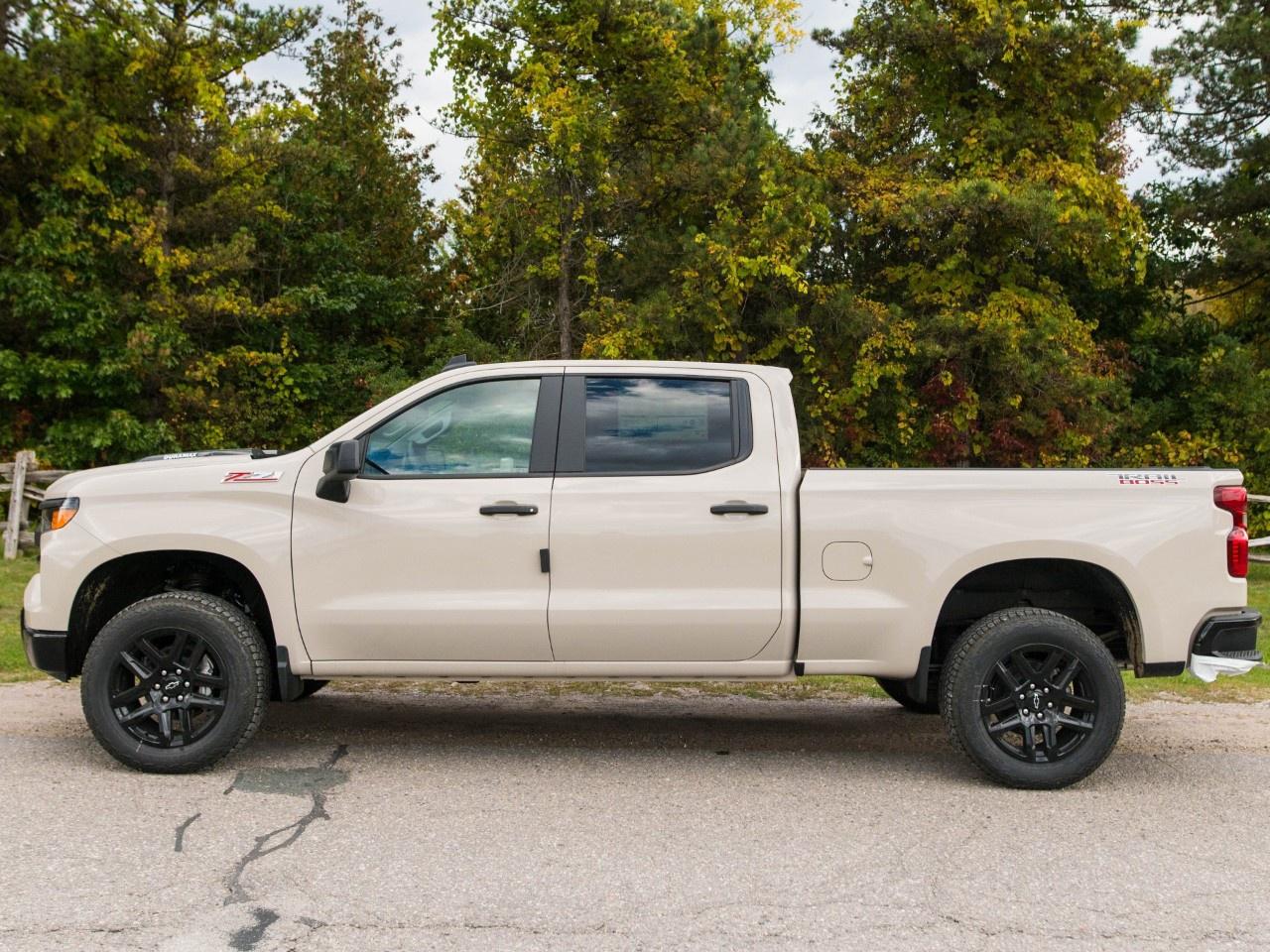 2026 Chevrolet Silverado 1500 Crew Cab Standard Box 4-Wheel Drive Custom Trail Boss Photo