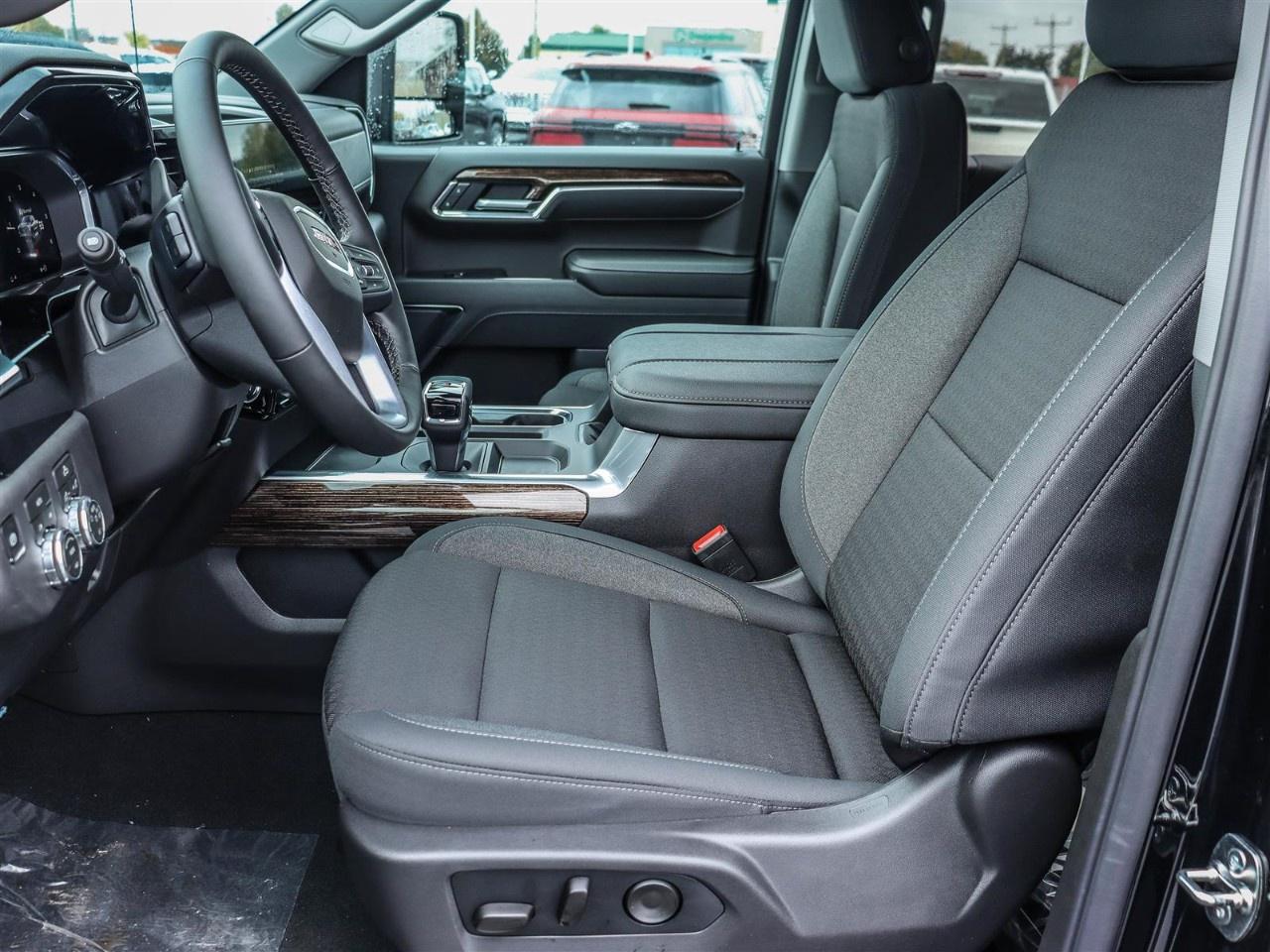 2026 GMC Sierra 1500 Crew Cab Standard Box 4-Wheel Drive Elevation Photo