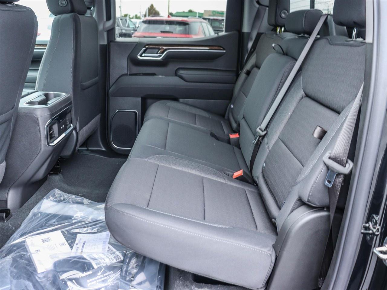 2026 GMC Sierra 1500 Crew Cab Standard Box 4-Wheel Drive Elevation Photo
