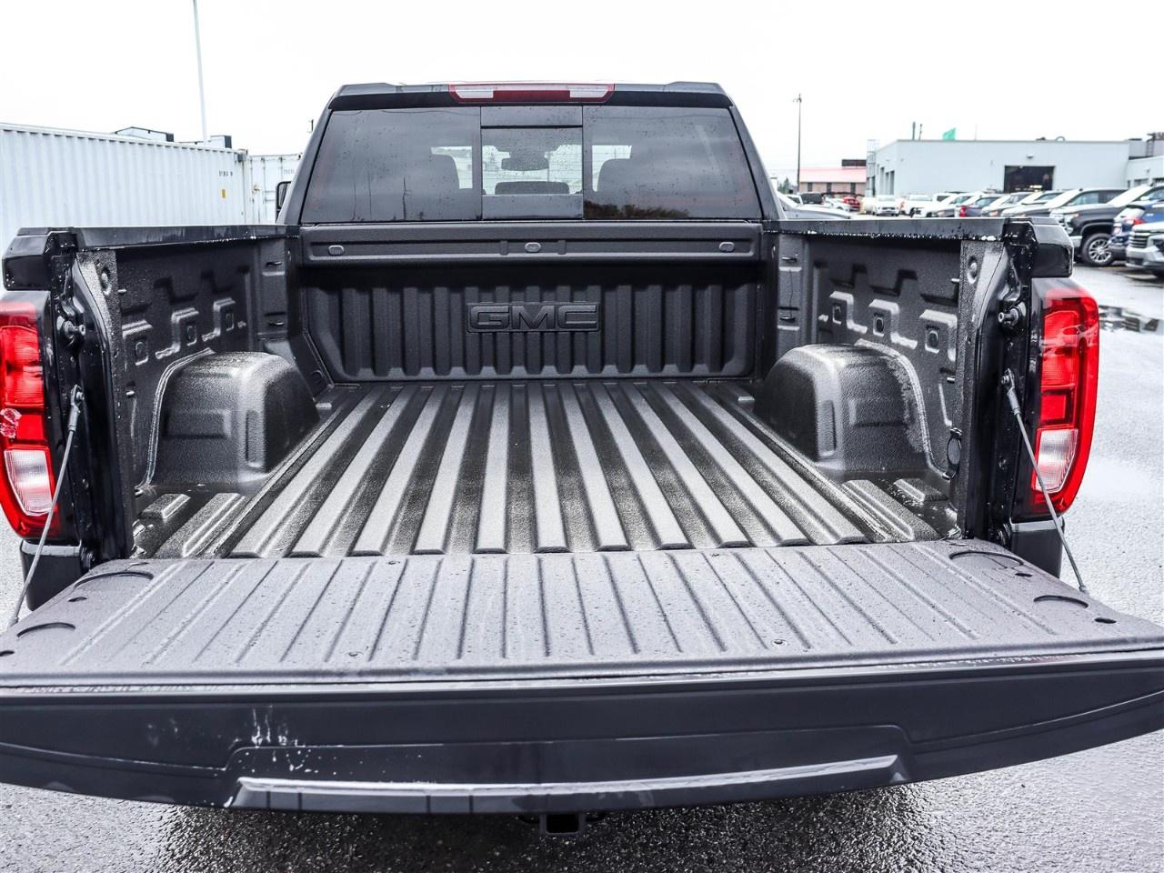 2026 GMC Sierra 1500 Crew Cab Standard Box 4-Wheel Drive Elevation Photo