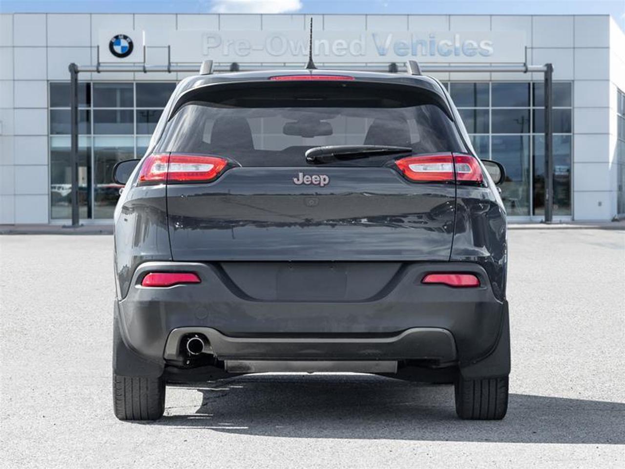 2017 Jeep Cherokee North 4dr Front-wheel Drive Photo