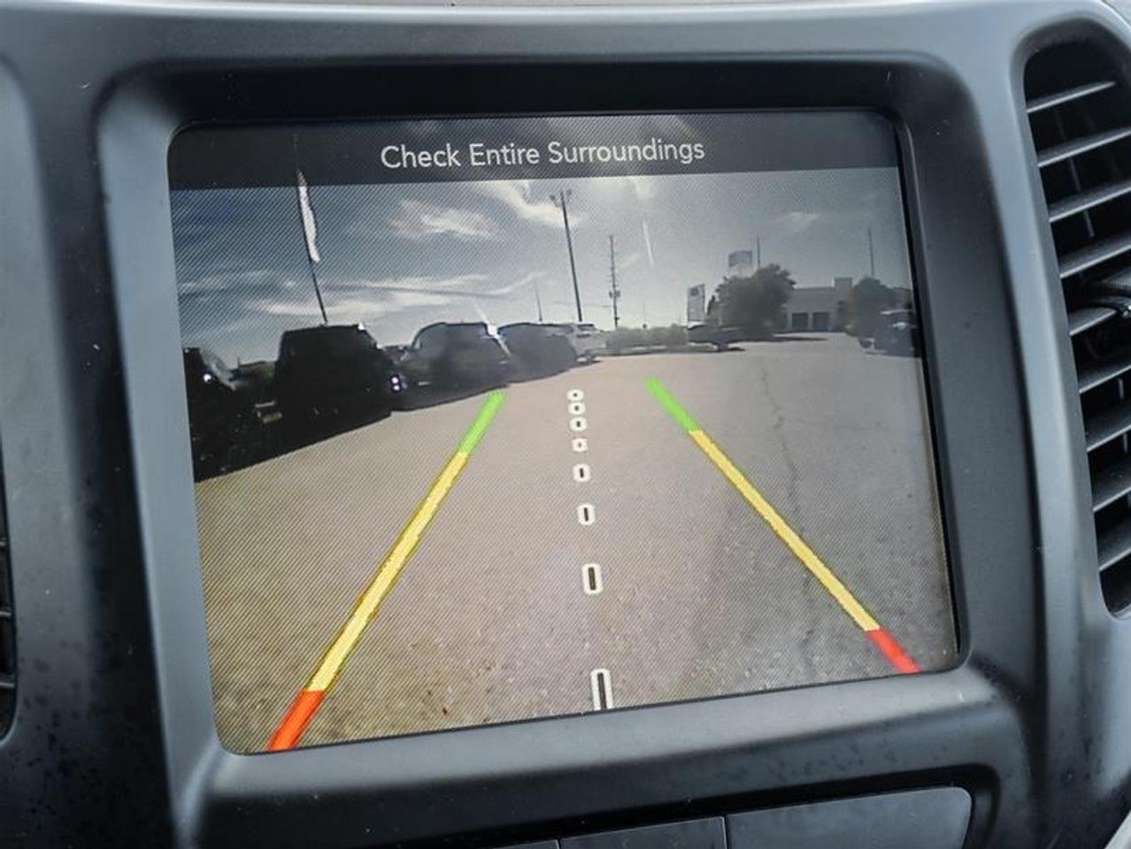 2017 Jeep Cherokee North 4dr Front-wheel Drive Photo