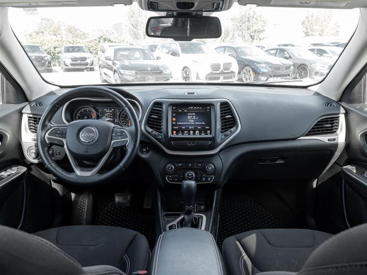 2017 Jeep Cherokee North 4dr Front-wheel Drive Photo