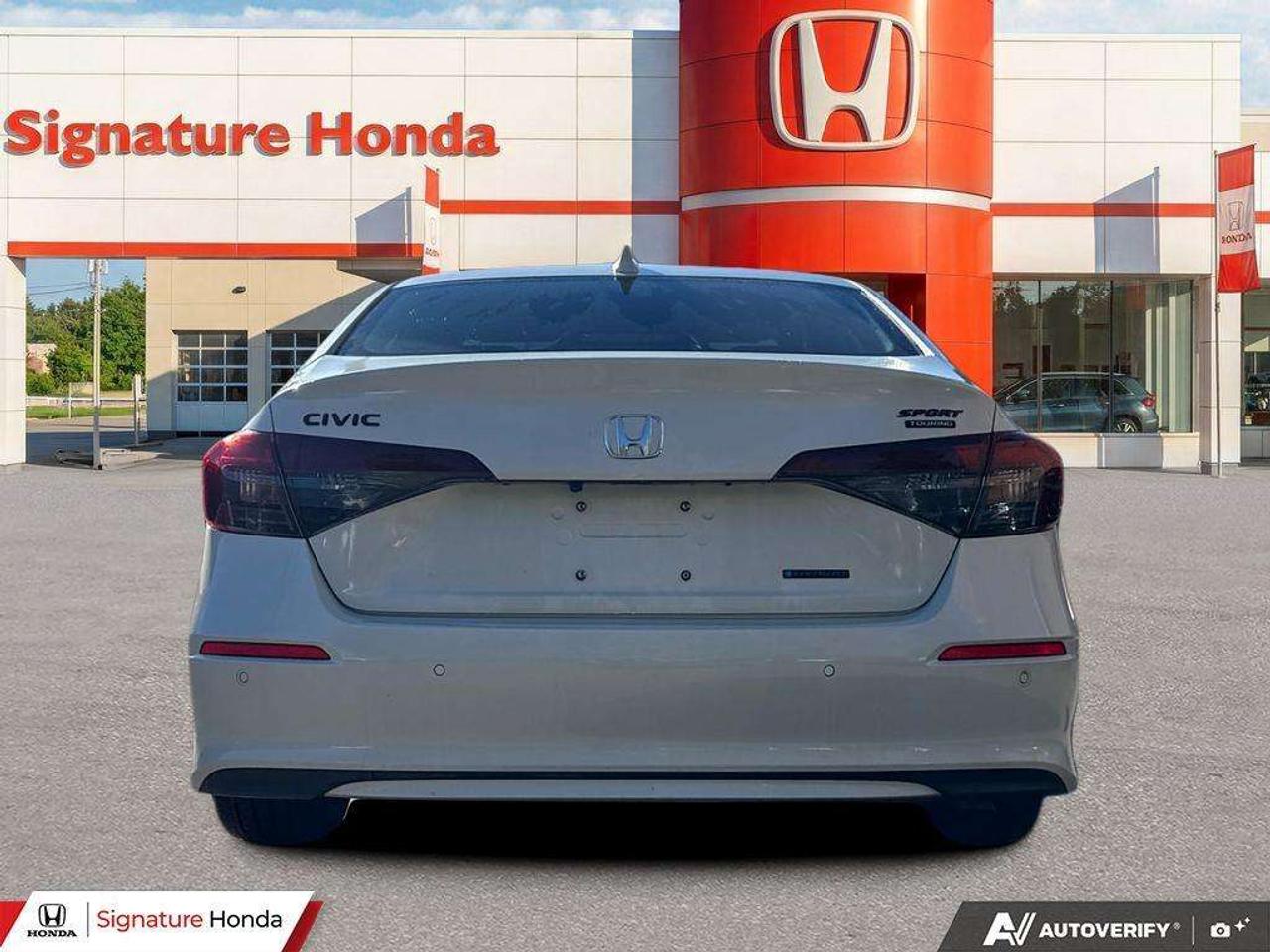 2026 Honda Civic Sport Touring Photo4