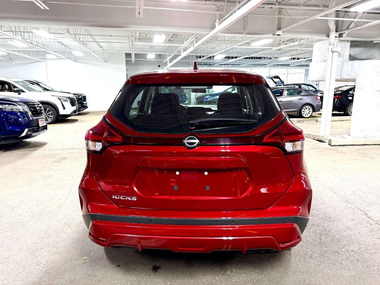 2025 Nissan Kicks Play S FWD Photo