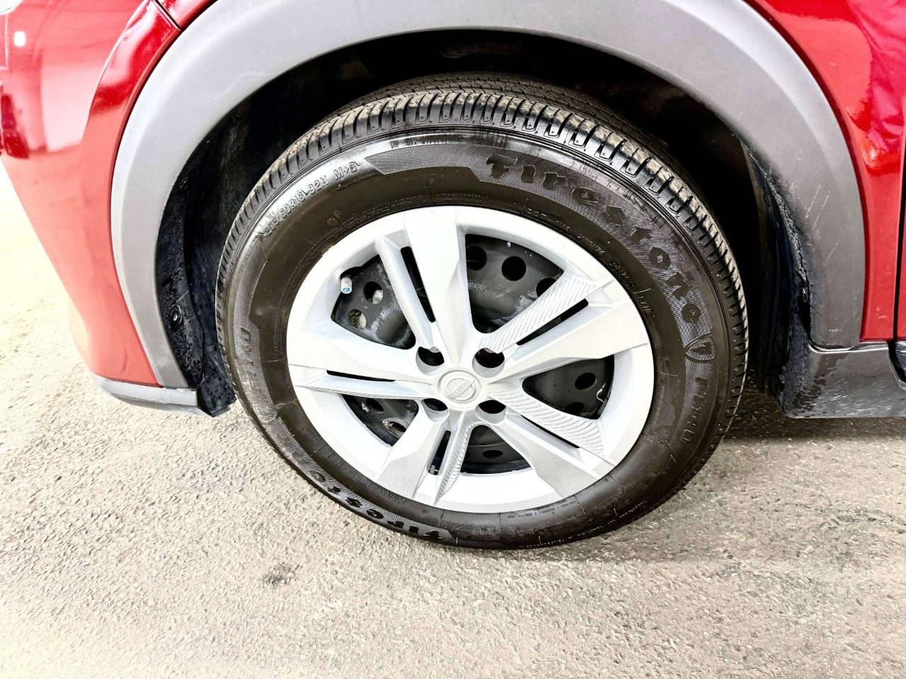 2025 Nissan Kicks Play S FWD Photo