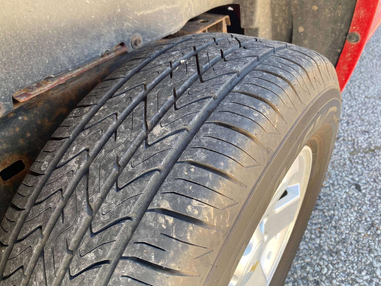 2008 GMC Canyon SLE, SOLD AS IS, NOT INSPECTED FOR SAFETY EXPENSES Photo