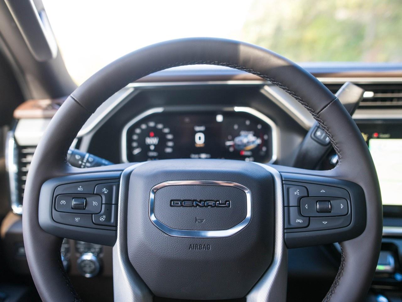 2026 GMC SIERRA 2500HD Crew Cab Standard Box 4-Wheel Drive Denali Photo