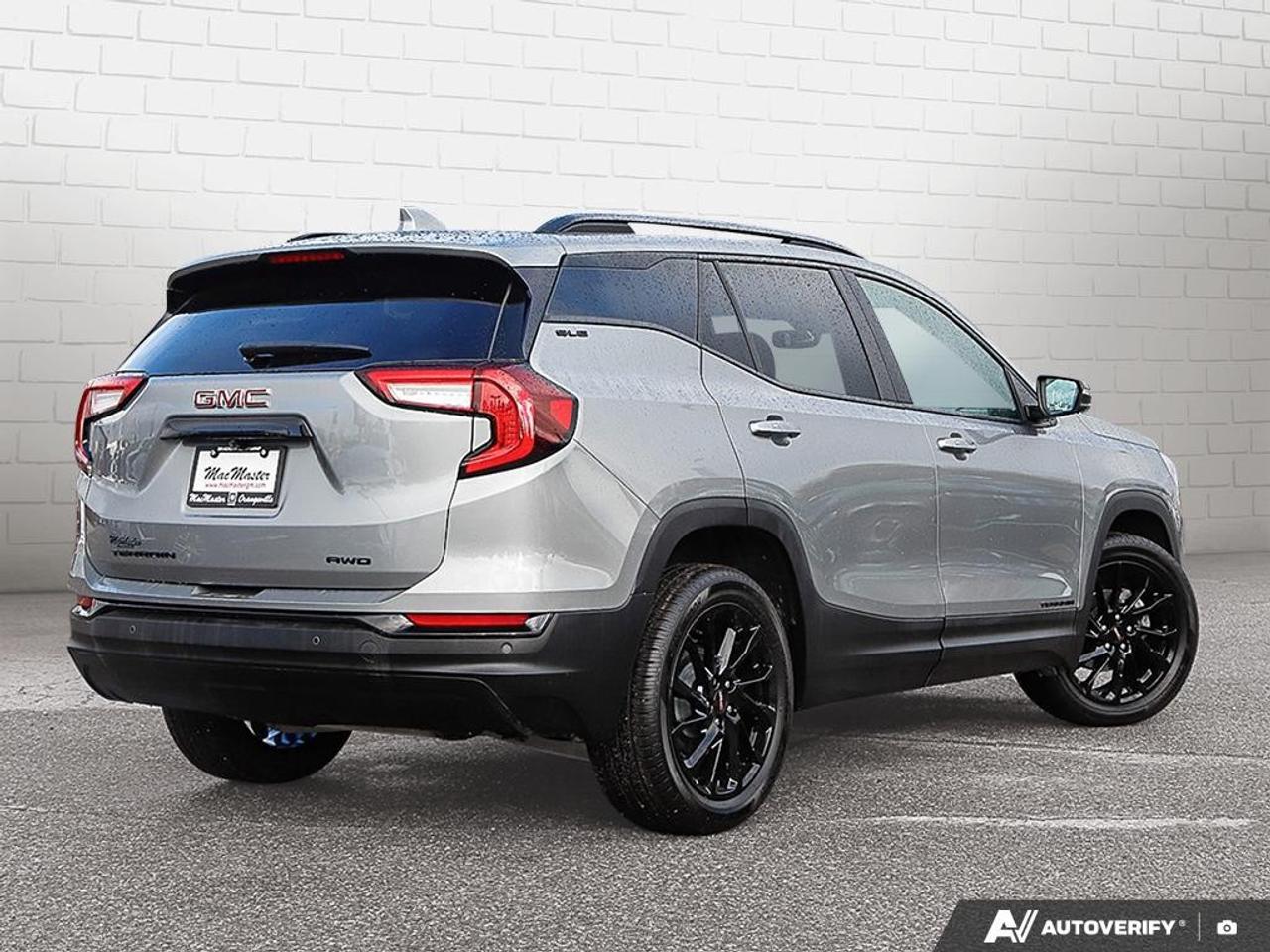 2024 GMC Terrain AWD SLE Photo