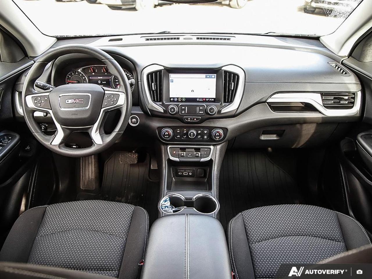 2024 GMC Terrain AWD SLE Photo