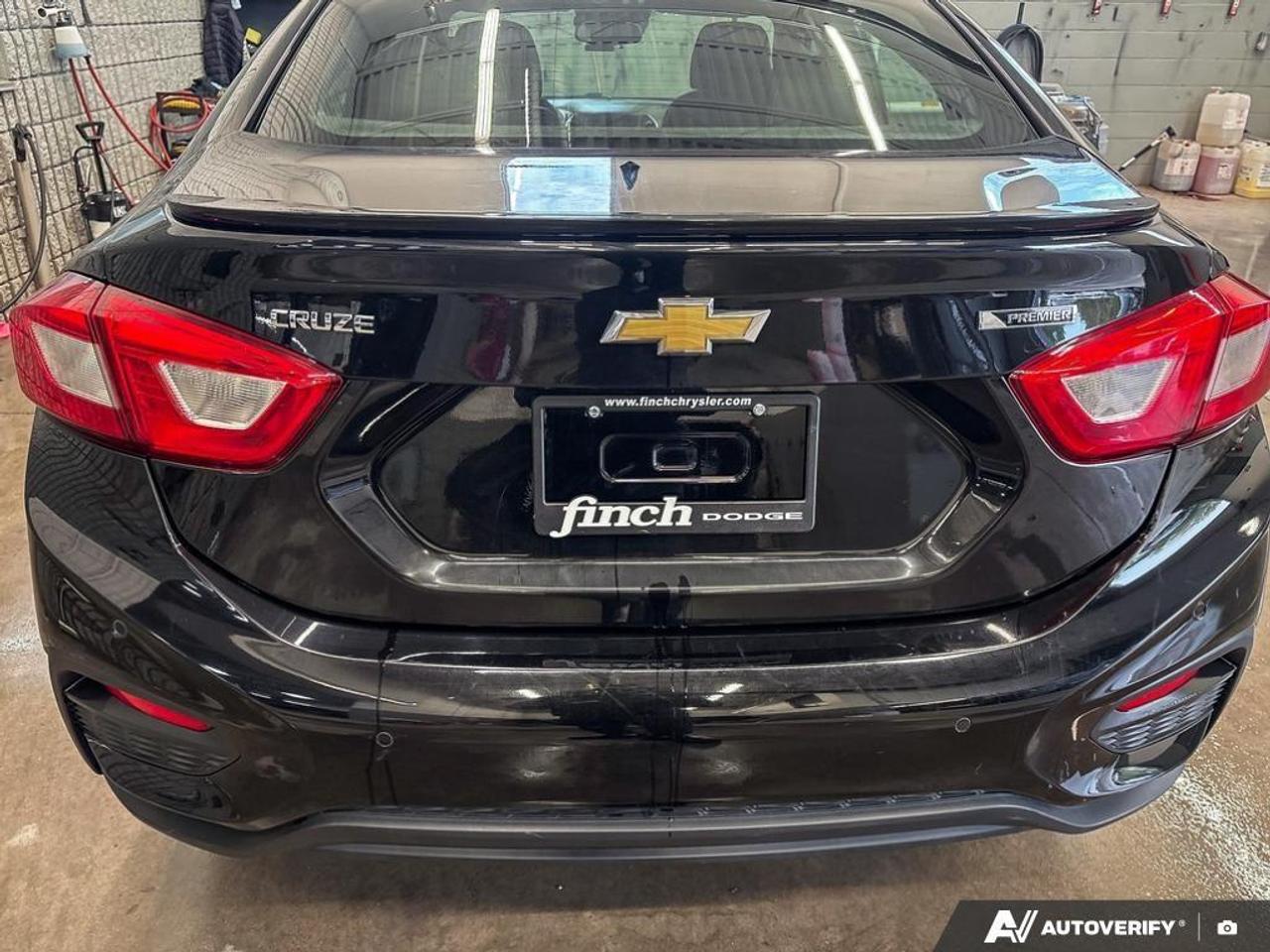 2018 Chevrolet Cruze Premier Auto 4dr Sedan Photo