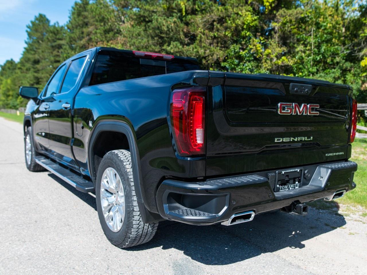 2026 GMC Sierra 1500 Crew Cab Standard Box 4-Wheel Drive Denali Photo