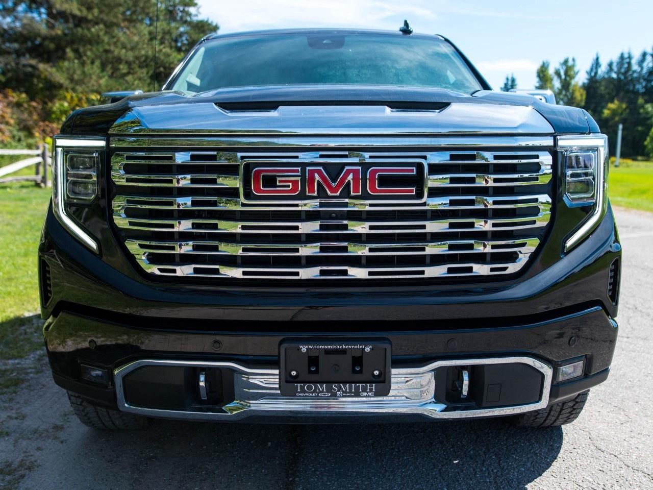 2026 GMC Sierra 1500 Crew Cab Standard Box 4-Wheel Drive Denali Photo