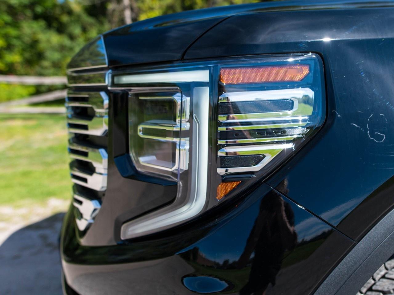 2026 GMC Sierra 1500 Crew Cab Standard Box 4-Wheel Drive Denali Photo