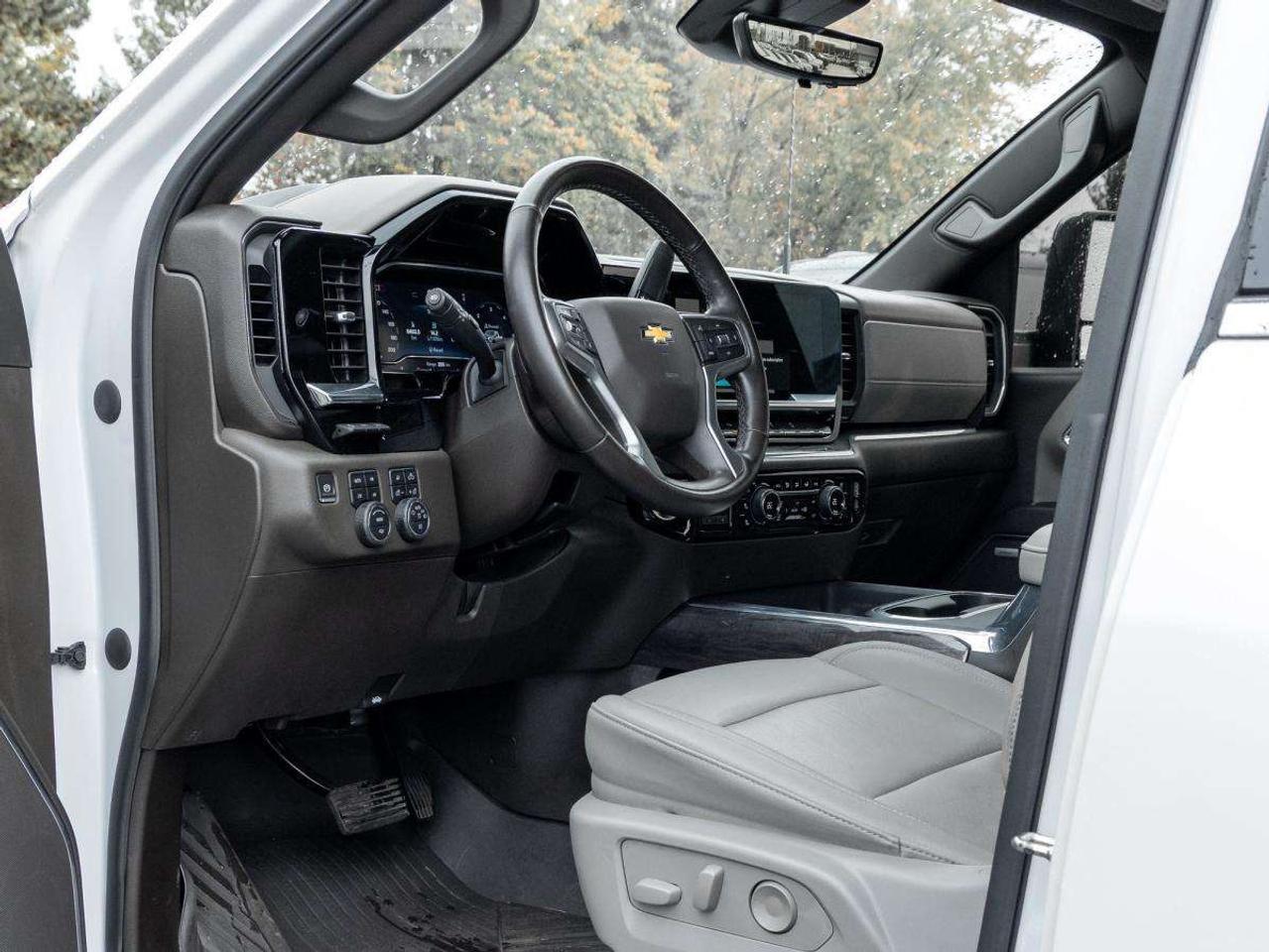 2024 Chevrolet Silverado 2500 4WD Crew Cab Standard Box LTZ Photo