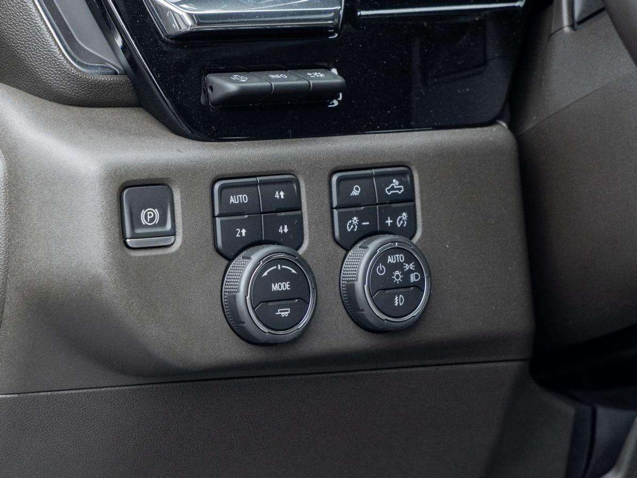 2024 Chevrolet Silverado 2500 4WD Crew Cab Standard Box LTZ Photo