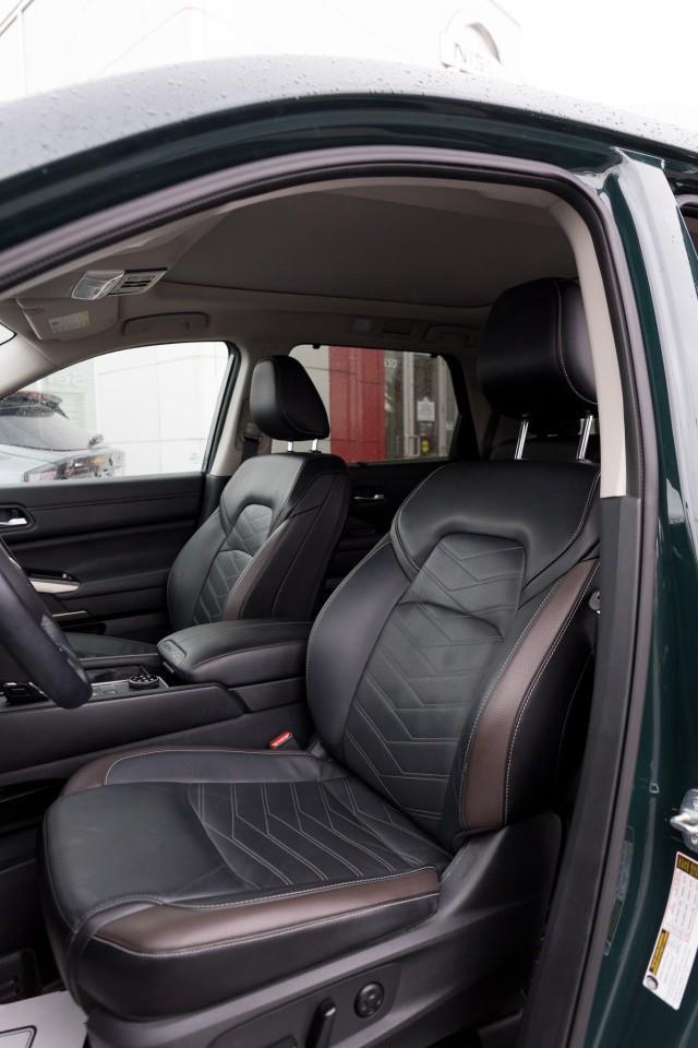 2024 Nissan Pathfinder Platinum 4dr 4x4 Photo