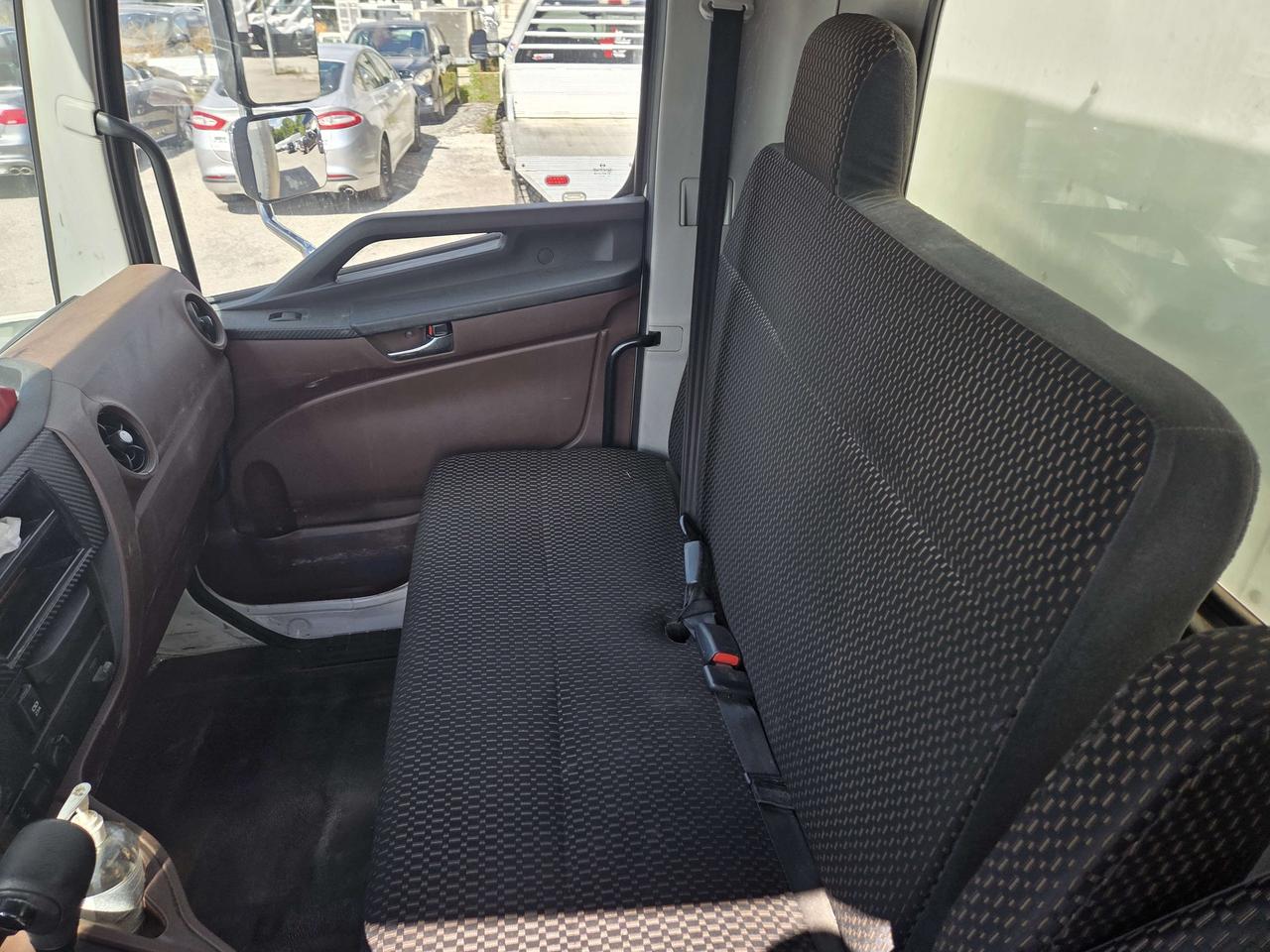 2023 Hino L6 24FT Box - Cummins Diesel - ST-T10083 Photo