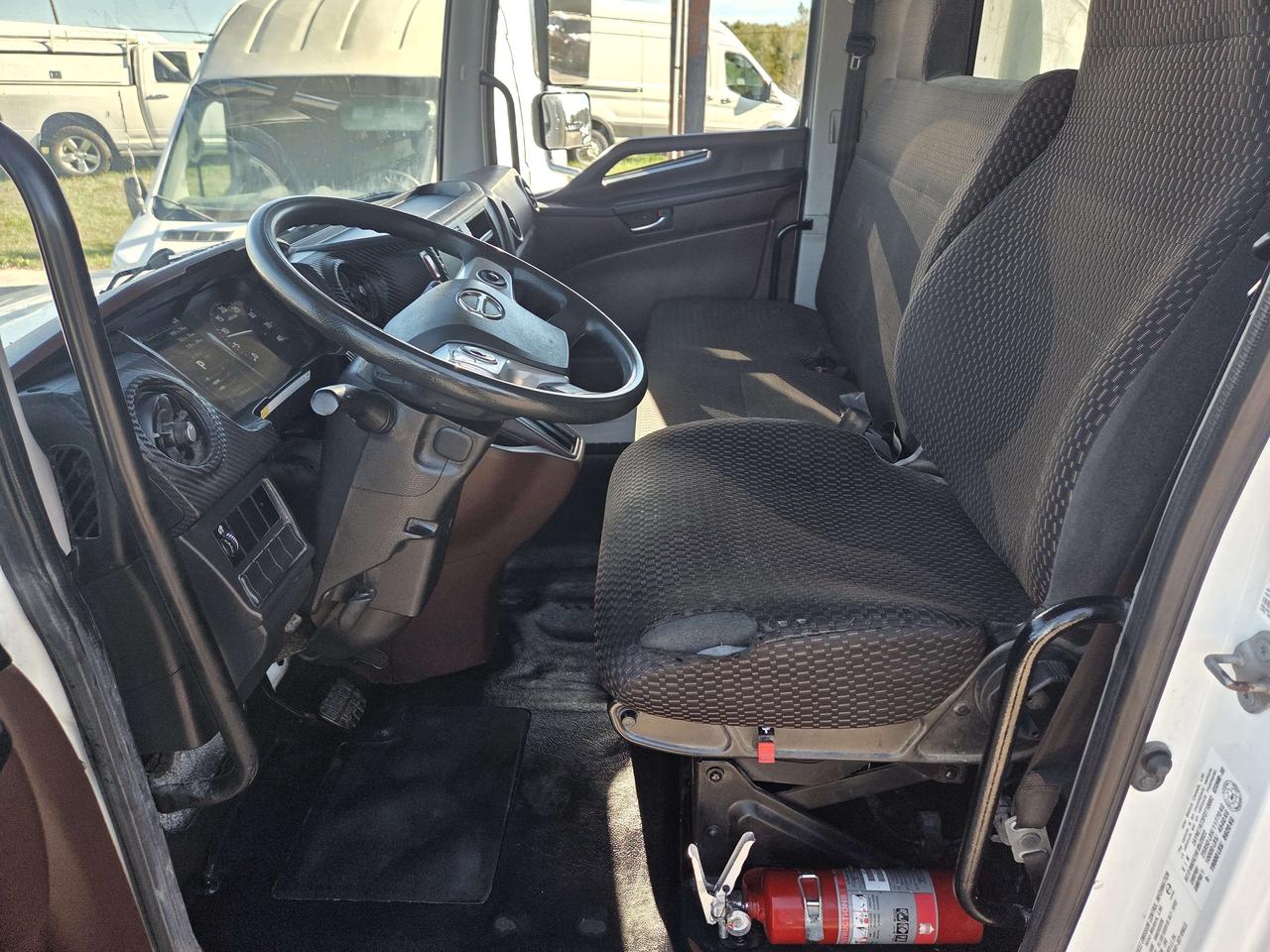 2023 Hino L6 24FT Box - Cummins Diesel - ST-T10083 Photo