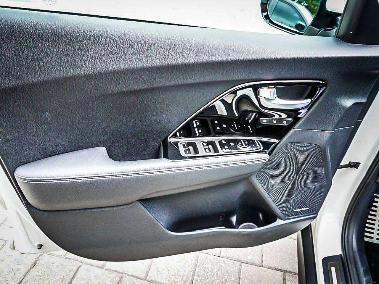 2021 Kia NIRO  Photo