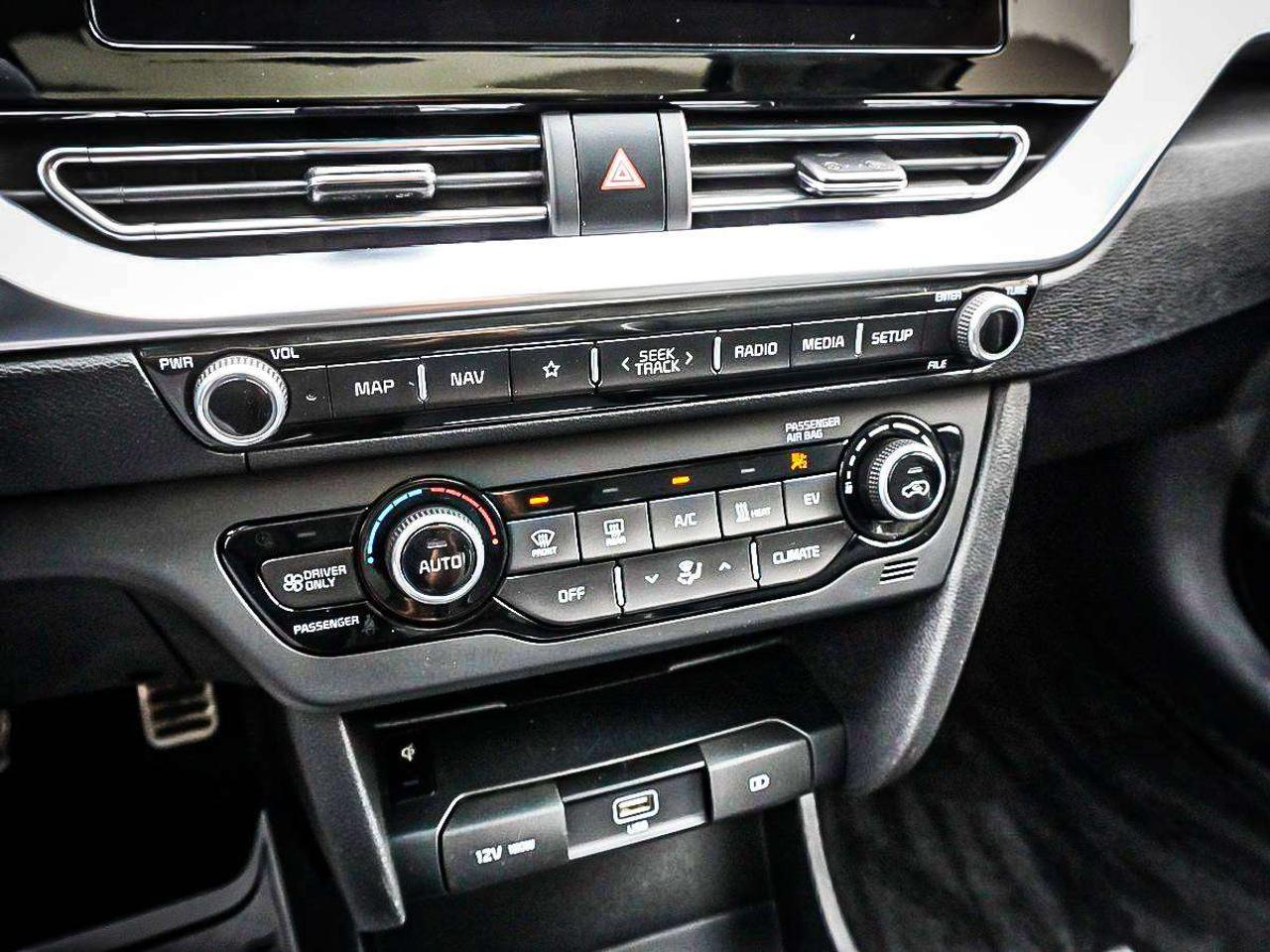 2021 Kia NIRO  Photo